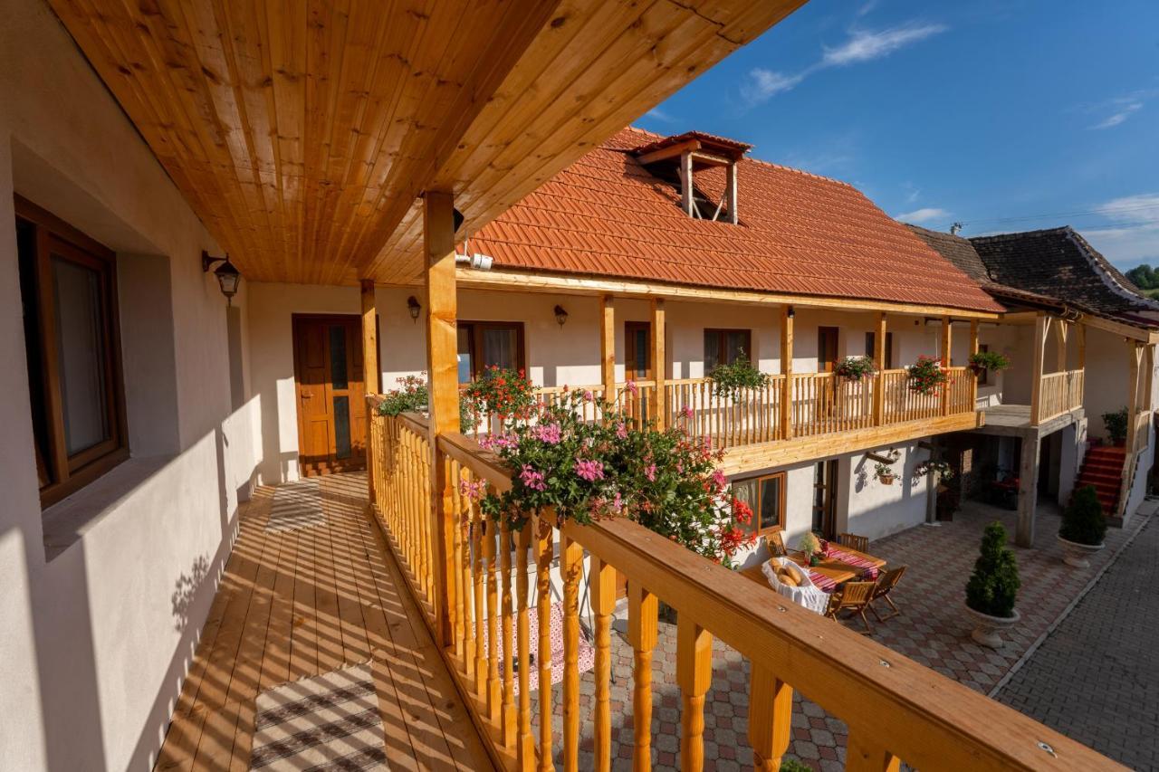 Casa Brutarului Crit Hotell Eksteriør bilde