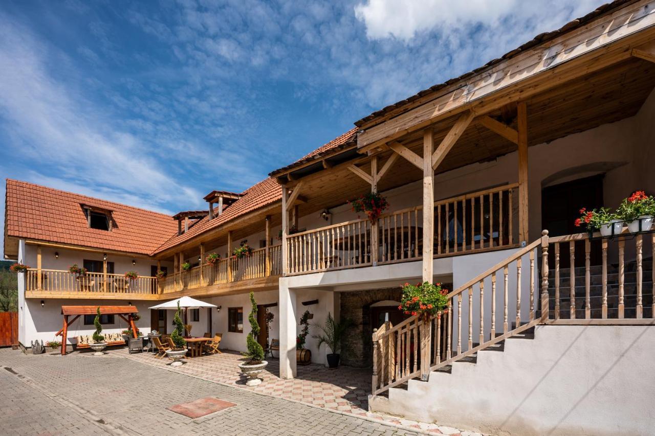 Casa Brutarului Crit Hotell Eksteriør bilde
