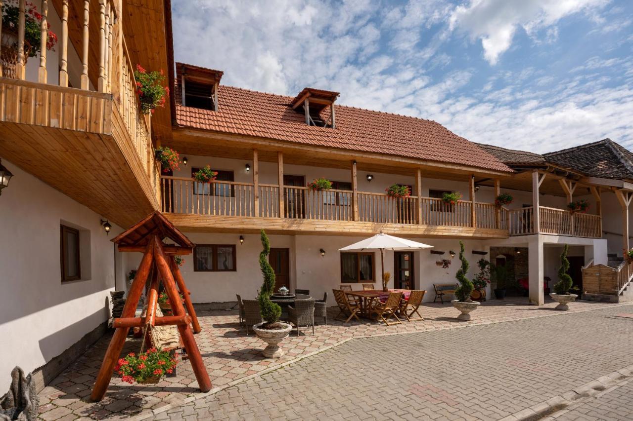 Casa Brutarului Crit Hotell Eksteriør bilde