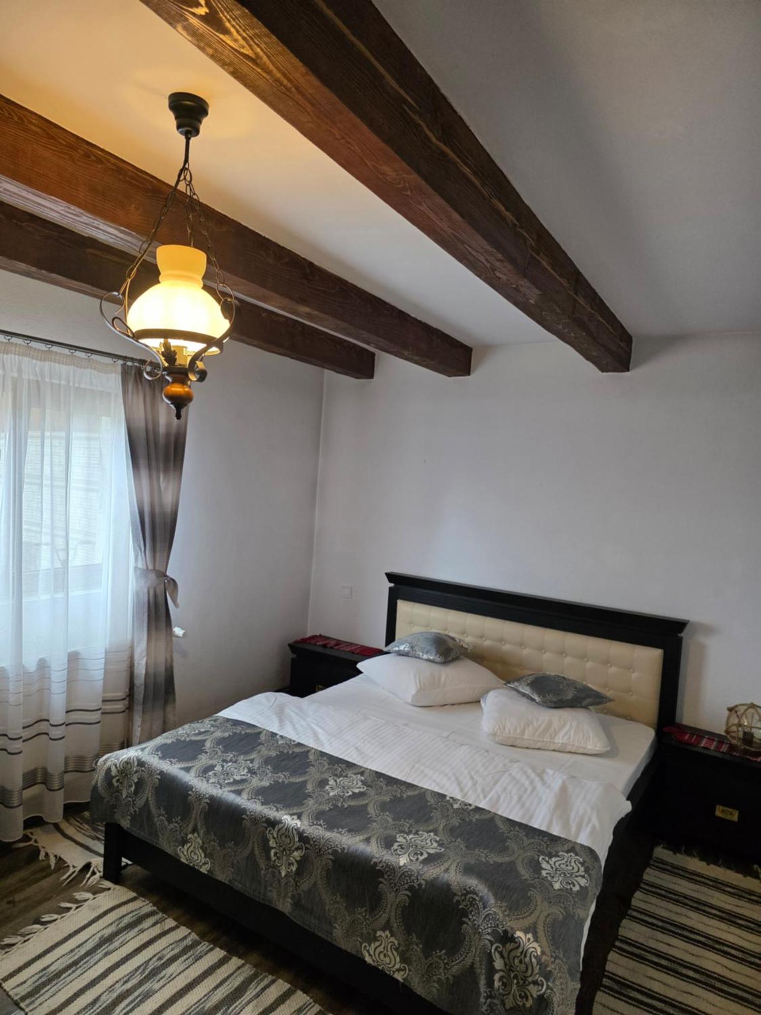 Casa Brutarului Crit Hotell Eksteriør bilde